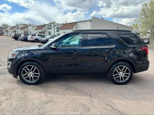 2017 Ford Explorer sport