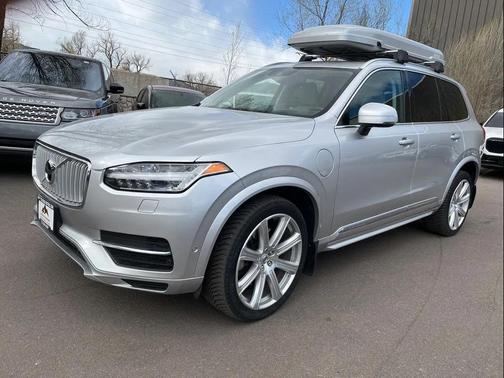 2017 Volvo XC90 Hybrid T8 Inscription