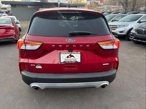 2020 Ford Escape SE