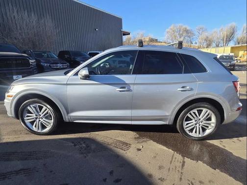 2019 Audi Q5 45 Premium