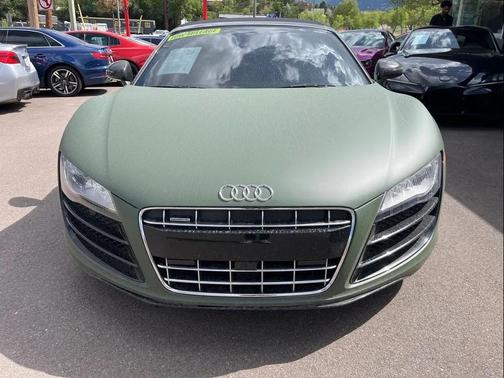 Black 2011 Audi R8 5.2 quattro Spyder