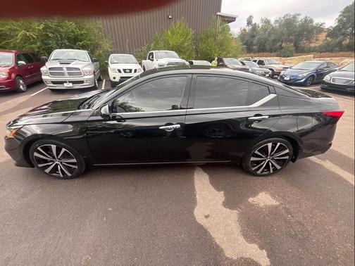 2019 Nissan Altima 2.5 Platinum