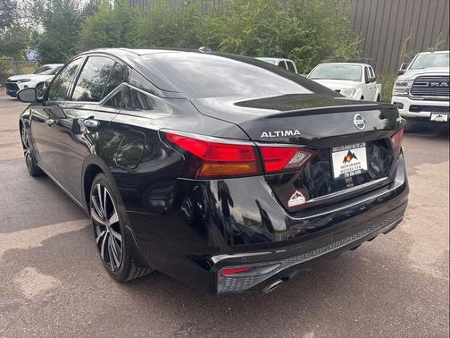 2019 Nissan Altima 2.5 Platinum