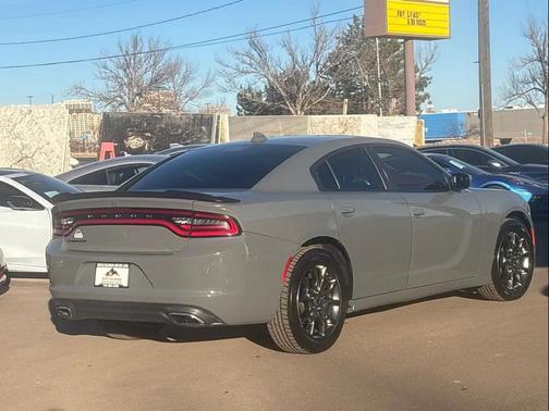 2017 Dodge Charger SXT