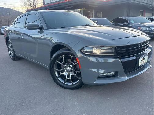 2017 Dodge Charger SXT