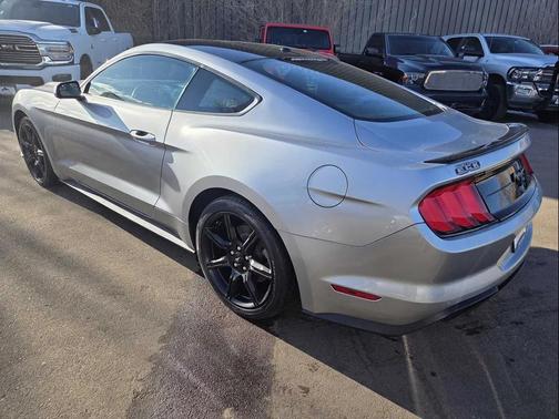 2020 Ford Mustang EcoBoost