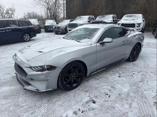 2020 Ford Mustang EcoBoost