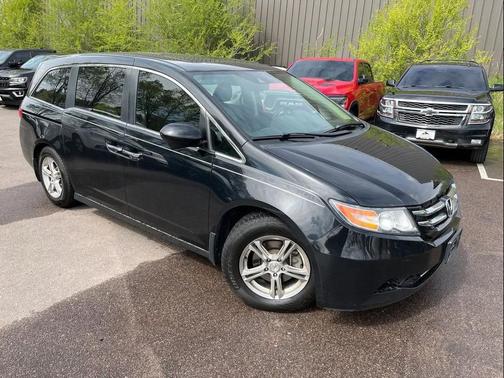 Crystal Black Pearl 2016 Honda Odyssey EX-L
