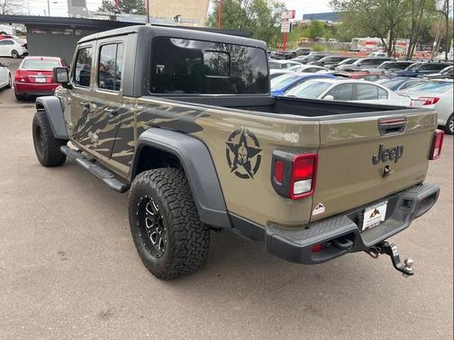 Gator Clearcoat 2020 Jeep Gladiator Sport S