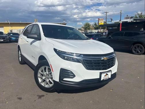 2023 Chevrolet Equinox LS