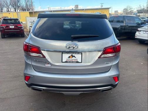 2018 Hyundai SANTA FE SE