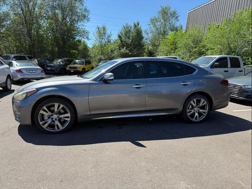 2015 INFINITI Q70L 3.7X