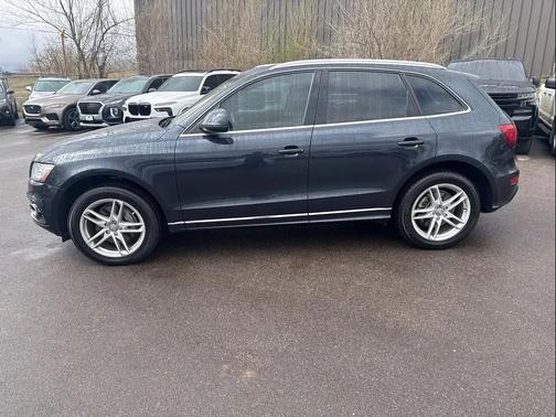 Blue 2014 Audi Q5 3.0T Premium Plus