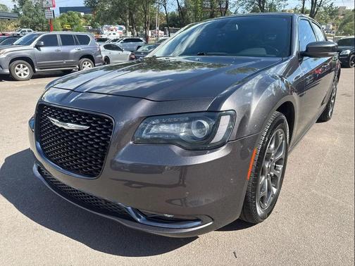 Granite Crystal Metallic Clearcoat 2017 Chrysler 300 S