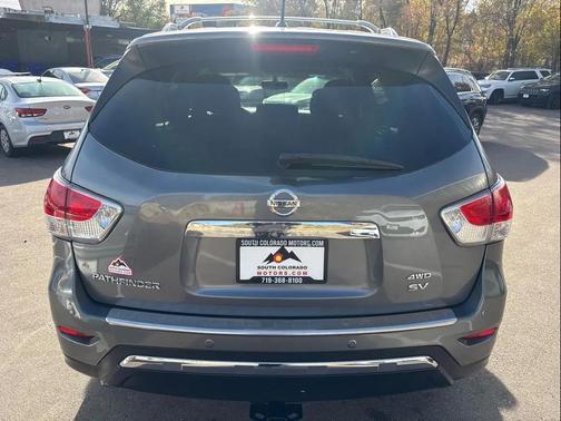 2015 Nissan Pathfinder SV