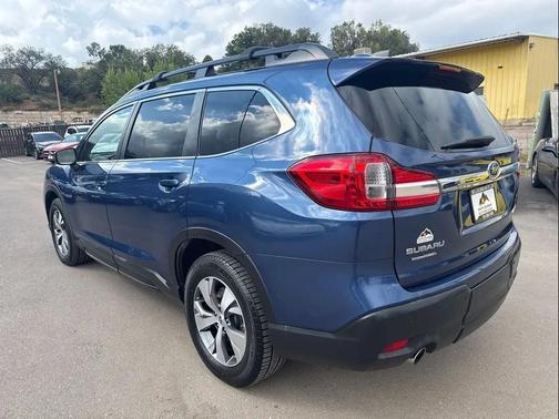 Abyss Blue Pearl 2019 Subaru Ascent Premium 7-Passenger