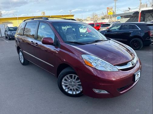 2007 Toyota Sienna XLE Limited