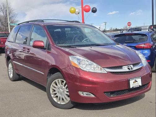 2007 Toyota Sienna XLE Limited