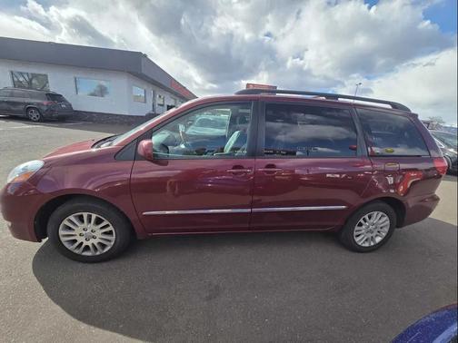 2007 Toyota Sienna XLE Limited