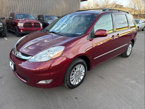 2007 Toyota Sienna XLE Limited
