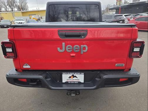 2020 Jeep Gladiator Overland