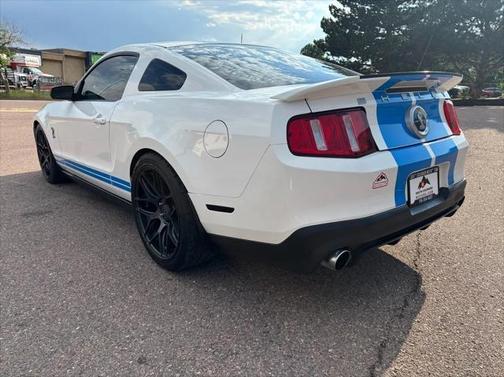 2010 Ford Shelby GT500 Base