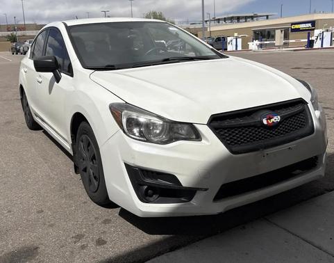 Crystal White Pearl 2015 Subaru Impreza 2.0i