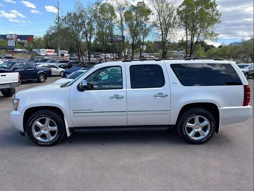 White 2013 Chevrolet Suburban 1500 LTZ