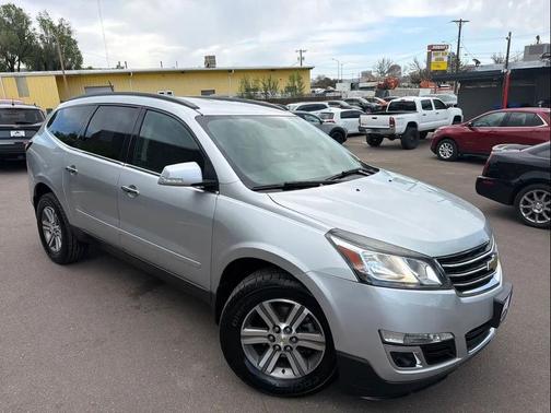 Silver Ice Metallic 2016 Chevrolet Traverse 2LT