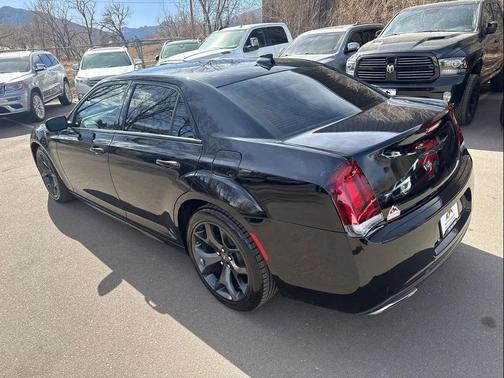 2020 Chrysler 300 Touring