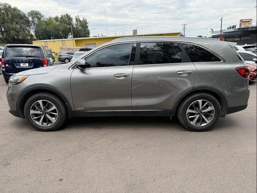 2019 Kia Sorento EX