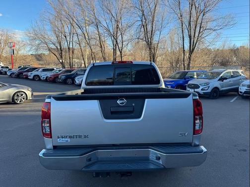 2019 Nissan Frontier SV