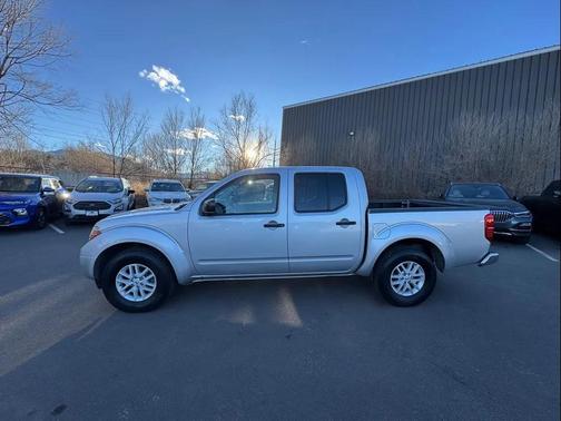 2019 Nissan Frontier SV