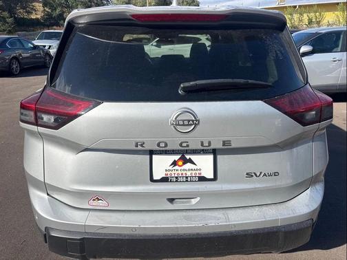 2024 Nissan Rogue SV