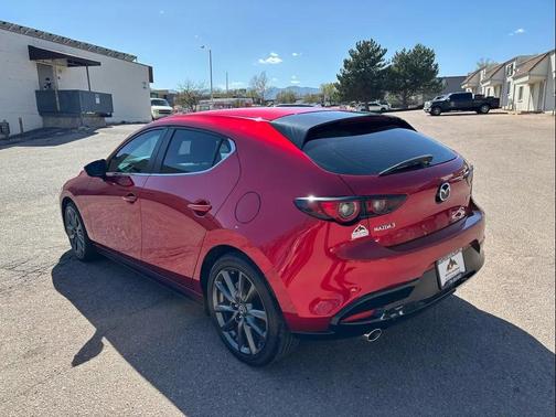 2022 Mazda Mazda3 FWD w/Preferred Package