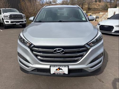 2017 Hyundai TUCSON SE Plus