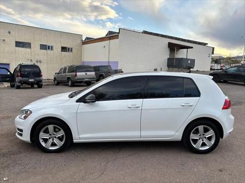 2017 Volkswagen Golf TSI Wolfsburg Edition 4-Door