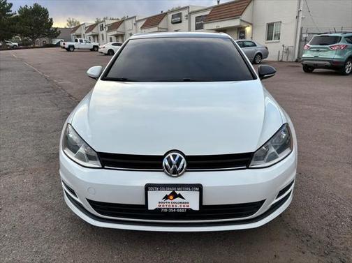 2017 Volkswagen Golf TSI Wolfsburg Edition 4-Door