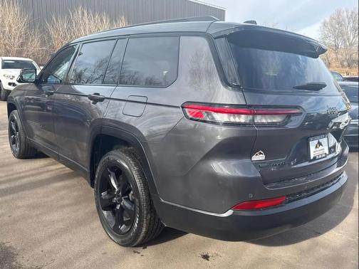 2021 Jeep Grand Cherokee L Altitude
