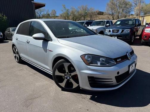 2017 Volkswagen Golf GTI 2.0T S 4-Door