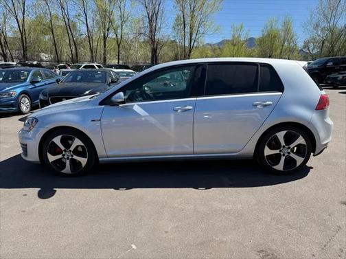 2017 Volkswagen Golf GTI 2.0T S 4-Door
