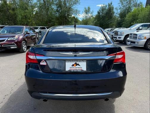 2012 Chrysler 200 Limited