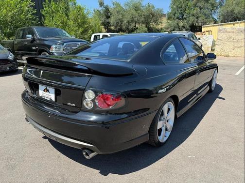 2006 Pontiac GTO Base