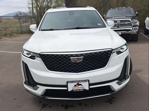 2021 Cadillac XT6 Premium Luxury FWD