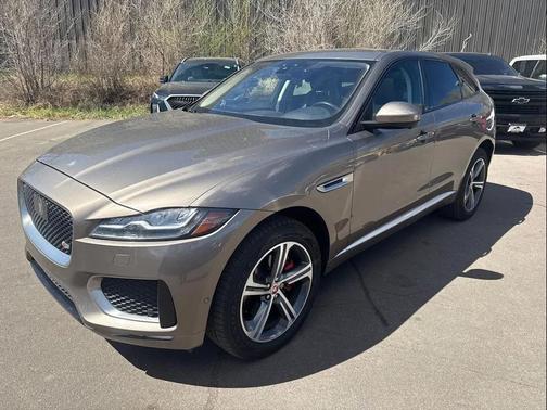 2017 Jaguar F-PACE S