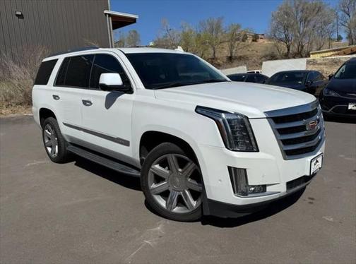 2018 Cadillac Escalade Luxury