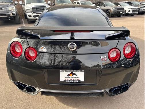2013 Nissan GT-R Black Edition