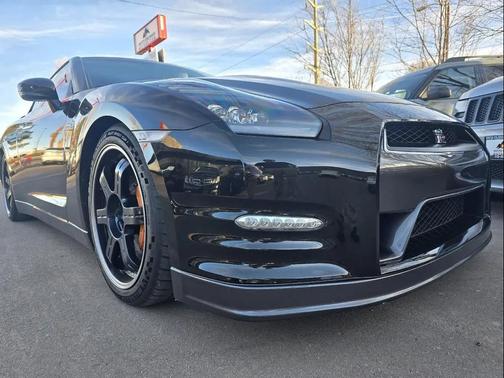 2013 Nissan GT-R Black Edition