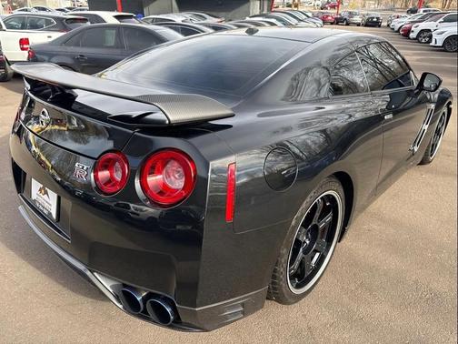 2013 Nissan GT-R Black Edition