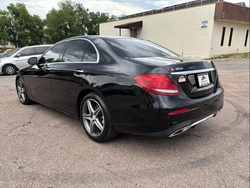 2017 Mercedes-Benz E-Class E 300 4MATIC